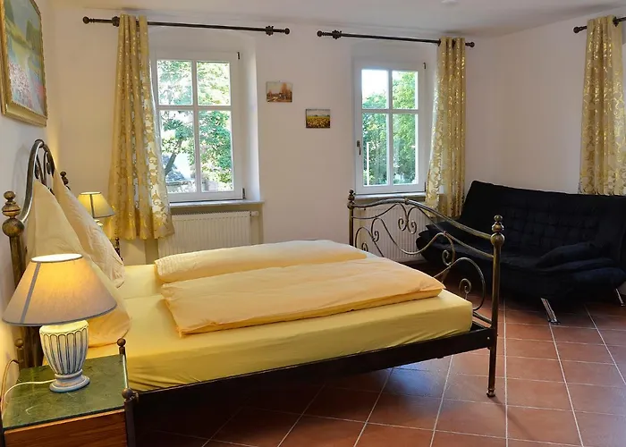 Restaurant La מלון